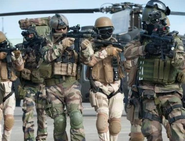 Γαλλικά στρατεύματα αναπτύχθηκαν στο συριακό Κουρδιστάν - Ασπίδα κατά των Τούρκων